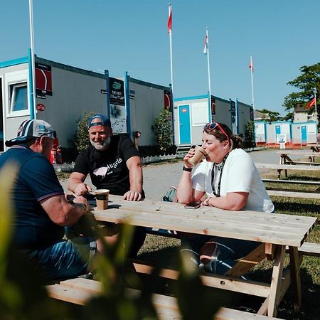 Iomtt Village At Isle Of Man Tt Douglas Zewnętrze zdjęcie