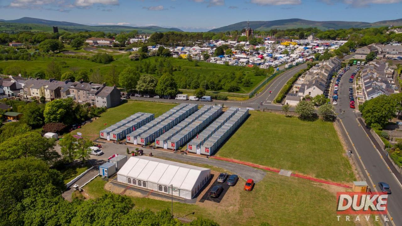 Iomtt Village At Isle Of Man Tt Douglas Zewnętrze zdjęcie