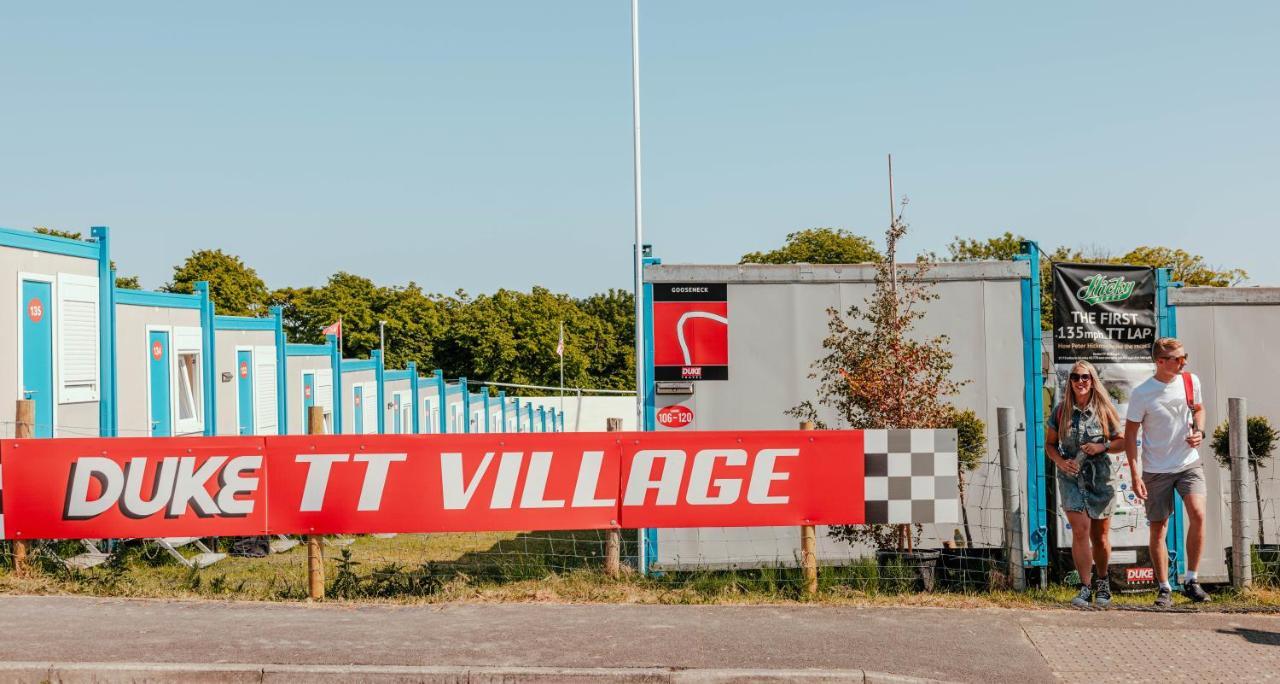 Iomtt Village At Isle Of Man Tt Douglas Zewnętrze zdjęcie